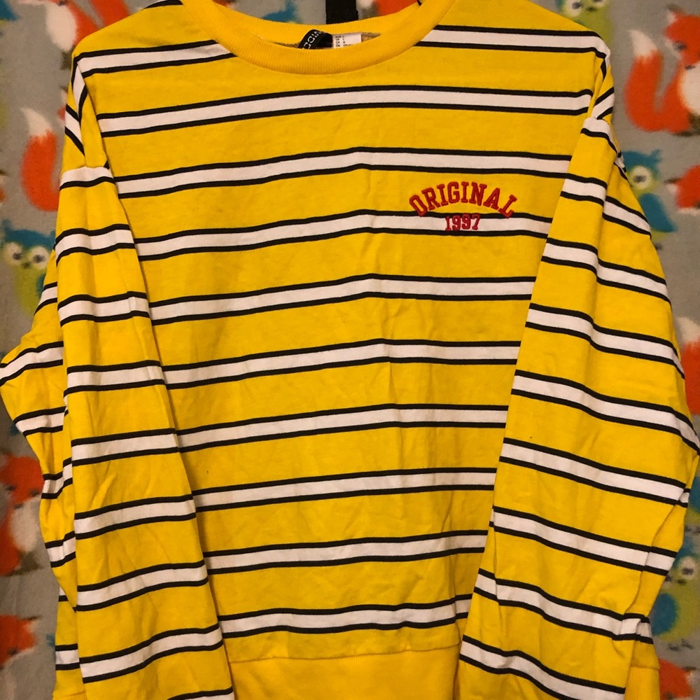 H&M’s Yellow Top😍